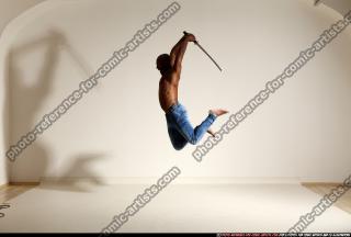 smax-eduardo-katana-jump