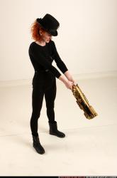 victoria-steampunk-blaster-rifle-aiming-pose3