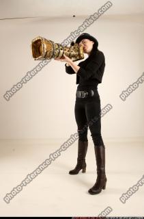 2017 06 CLAUDIA STEAMPUNK CAMERA 01 C