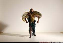 smax-eduardo-shawl-spell-pose1