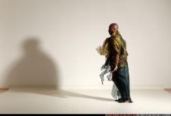 smax-eduardo-shawl-spell-pose1