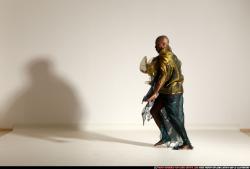 smax-eduardo-shawl-spell-pose1