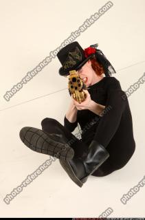 victoria-steampunk-blaster-rifle-aiming-pose4