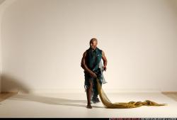 smax-eduardo-shawl-spell-pose2