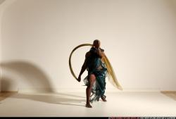 smax-eduardo-shawl-spell-pose2