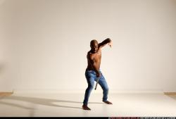 smax-eduardo-stick-attack-pose2