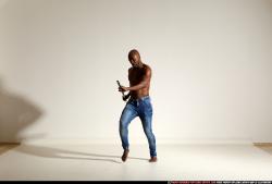 smax-eduardo-stick-attack-pose2