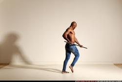 smax-eduardo-stick-attack-pose2