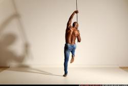 smax-eduardo-stick-attack-pose2