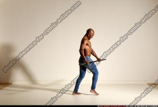 smax-eduardo-stick-attack-pose2