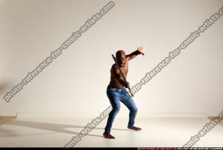 smax-eduardo-stick-attack-pose2