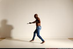 smax-eduardo-stick-attack-pose2