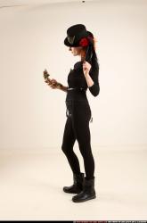 victoria-steampunk-phone-pose1