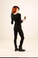 victoria-steampunk-phone-pose1