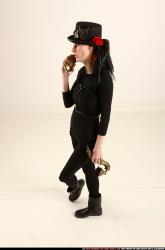 victoria-steampunk-phone-pose2