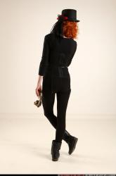 victoria-steampunk-phone-pose2