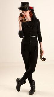 victoria-steampunk-phone-pose2