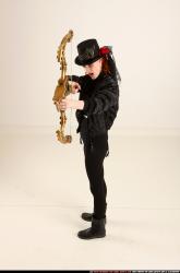 victoria-steampunk-bow-aiming