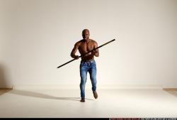 smax-eduardo-stick-attack-pose3