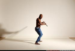 smax-eduardo-stick-attack-pose3