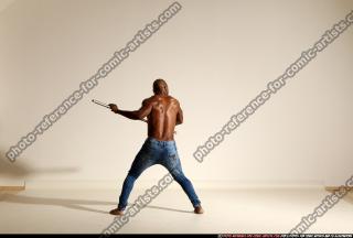 smax-eduardo-stick-attack-pose3