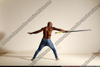 smax-eduardo-stick-attack-pose3