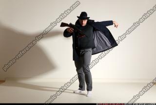 2017 08 SMAX JACK DRAWING TOMMYGUN SHOOTING 005