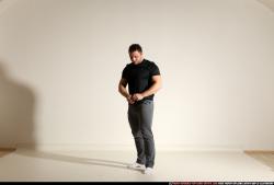 smax-jack-throwing-grenade