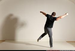 smax-jack-throwing-grenade