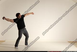 smax-jack-throwing-grenade