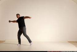 smax-jack-throwing-grenade