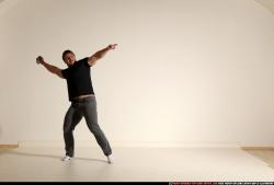 smax-jack-throwing-grenade