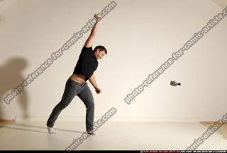 smax-jack-throwing-grenade