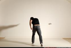 smax-jack-throwing-grenade