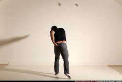 smax-jack-throwing-grenade