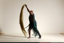 smax-eduardo-katana-slash-pose4-shawl