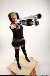 dolores-shotgun-aiming