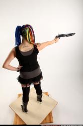 dolores-shotgun-aiming