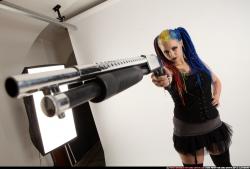 dolores-shotgun-aiming