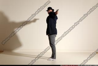 2017 09 SMAX JACK DRAWING PISTOL AIMING 048