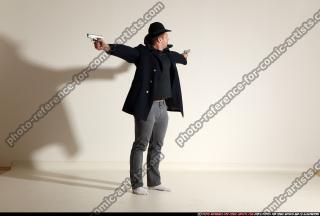 smax-jack-drawing-pistol-aiming