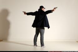 smax-jack-drawing-pistol-aiming