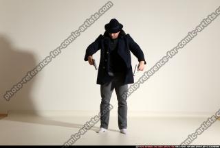 2017 09 SMAX JACK DRAWING PISTOL AIMING 003