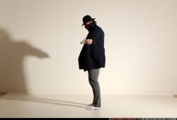 smax-jack-drawing-pistol-aiming