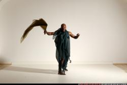 smax-eduardo-katana-slash-pose5-shawl