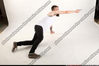 2017 09 OSCAR PISTOL AIMING 06 A