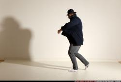 smax-jack-drawing-pistol-shooting