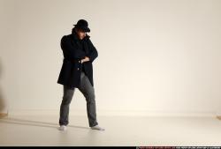 smax-jack-drawing-pistol-shooting