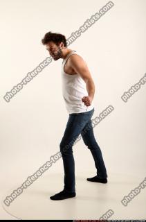 Wolff-wolverine-pose6