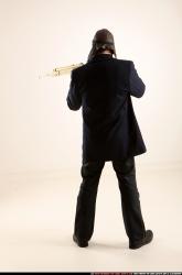 jerry-steampunk-rifle-aiming